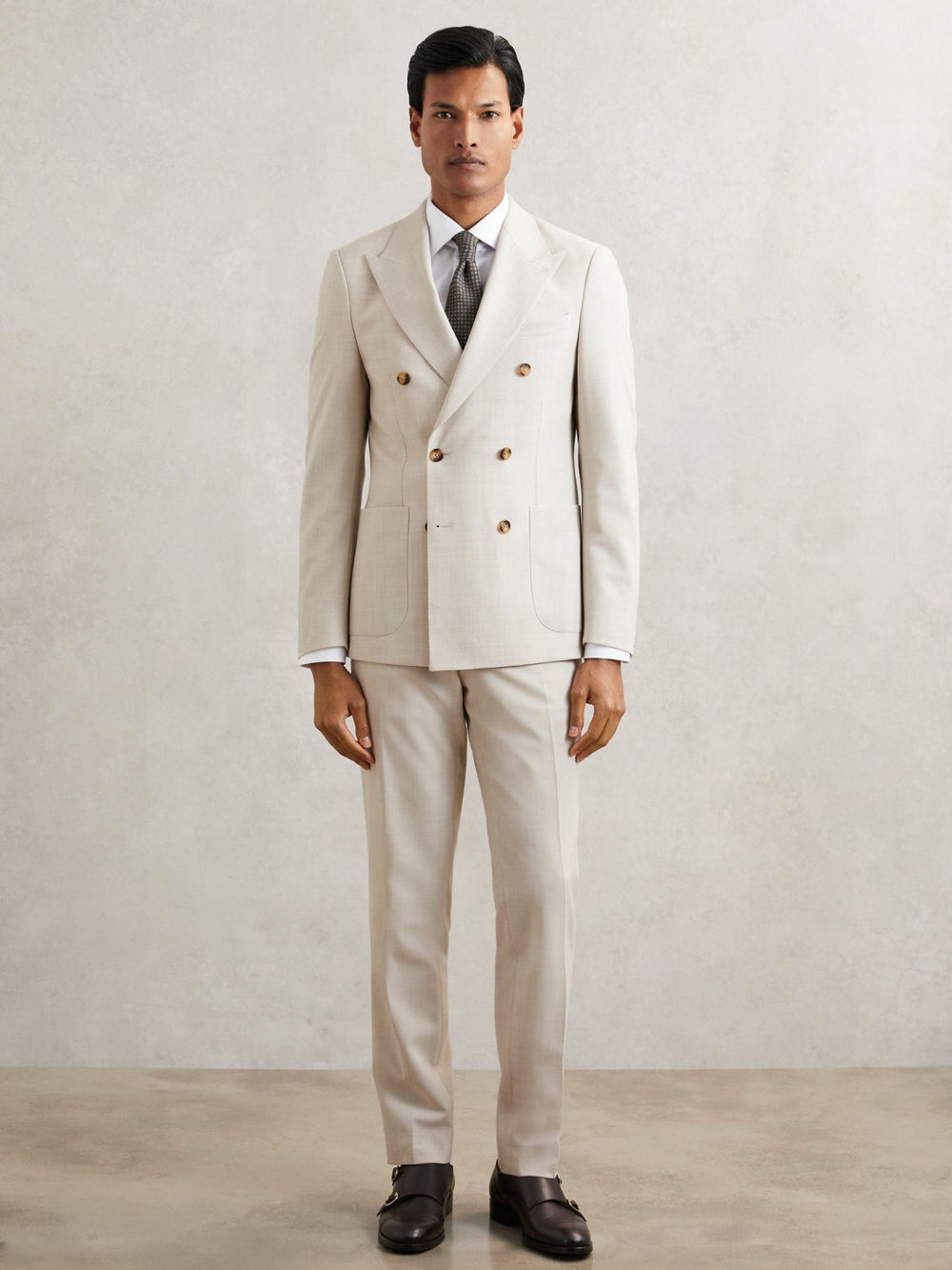 Men Suit Jacket in Stone