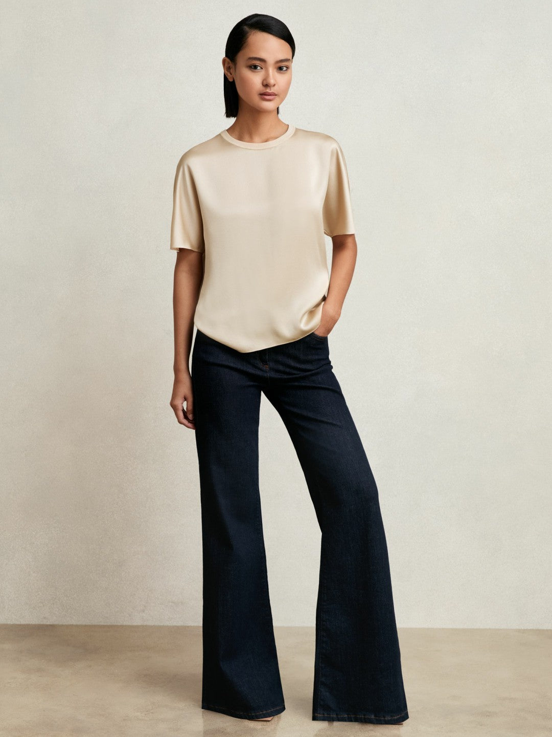 Women Silk Short-Sleeve Top in Champagne Neutral
