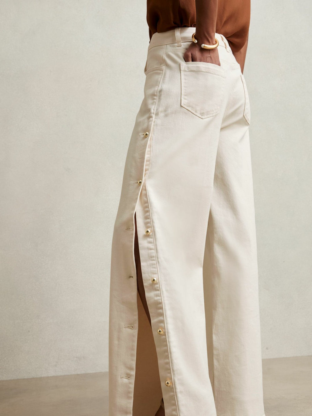 Women Petite Side Button Wide Leg Jeans in Cream
