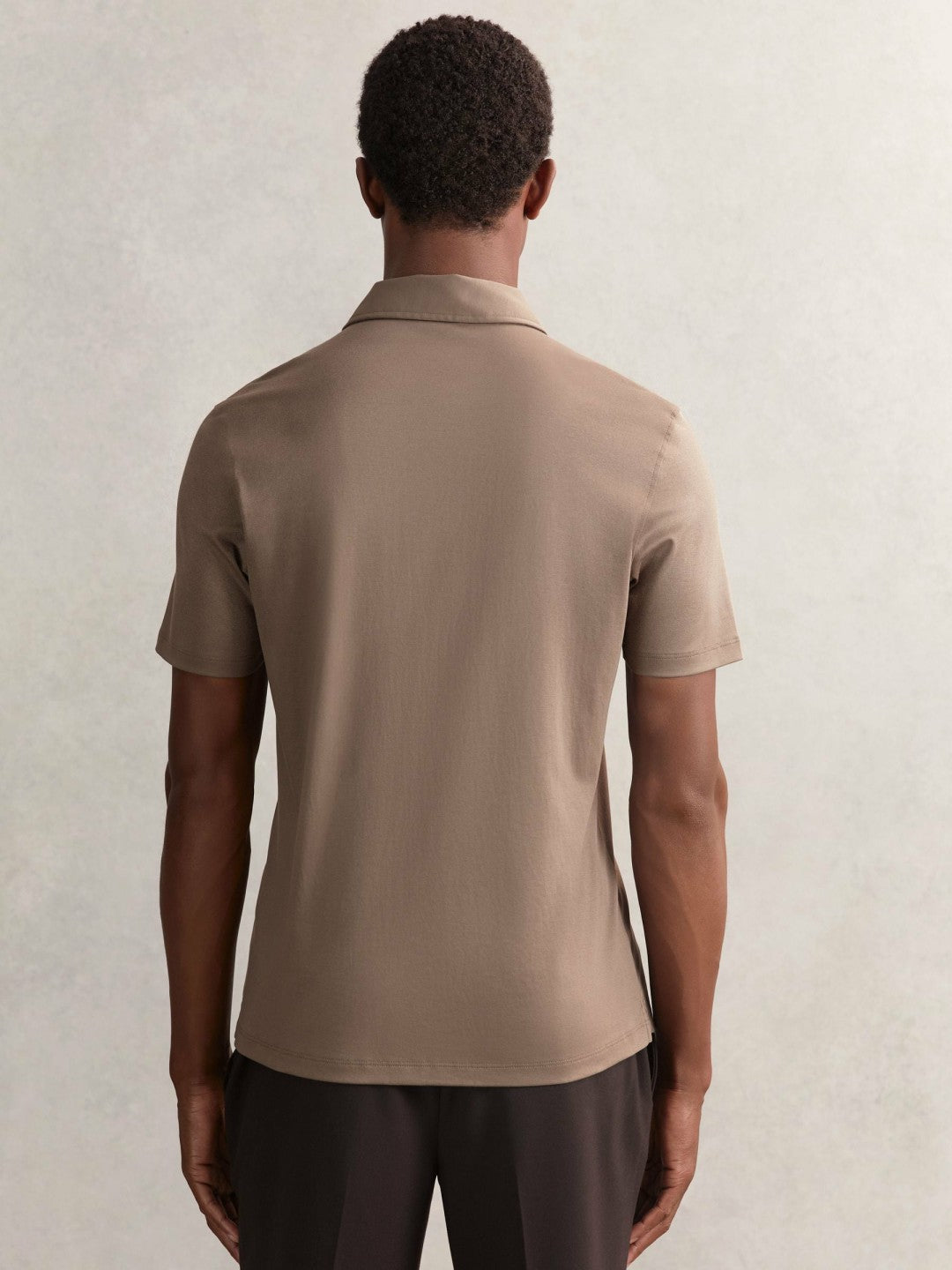 Men Cotton Short-Sleeve Polo Shirt in Taupe Brown