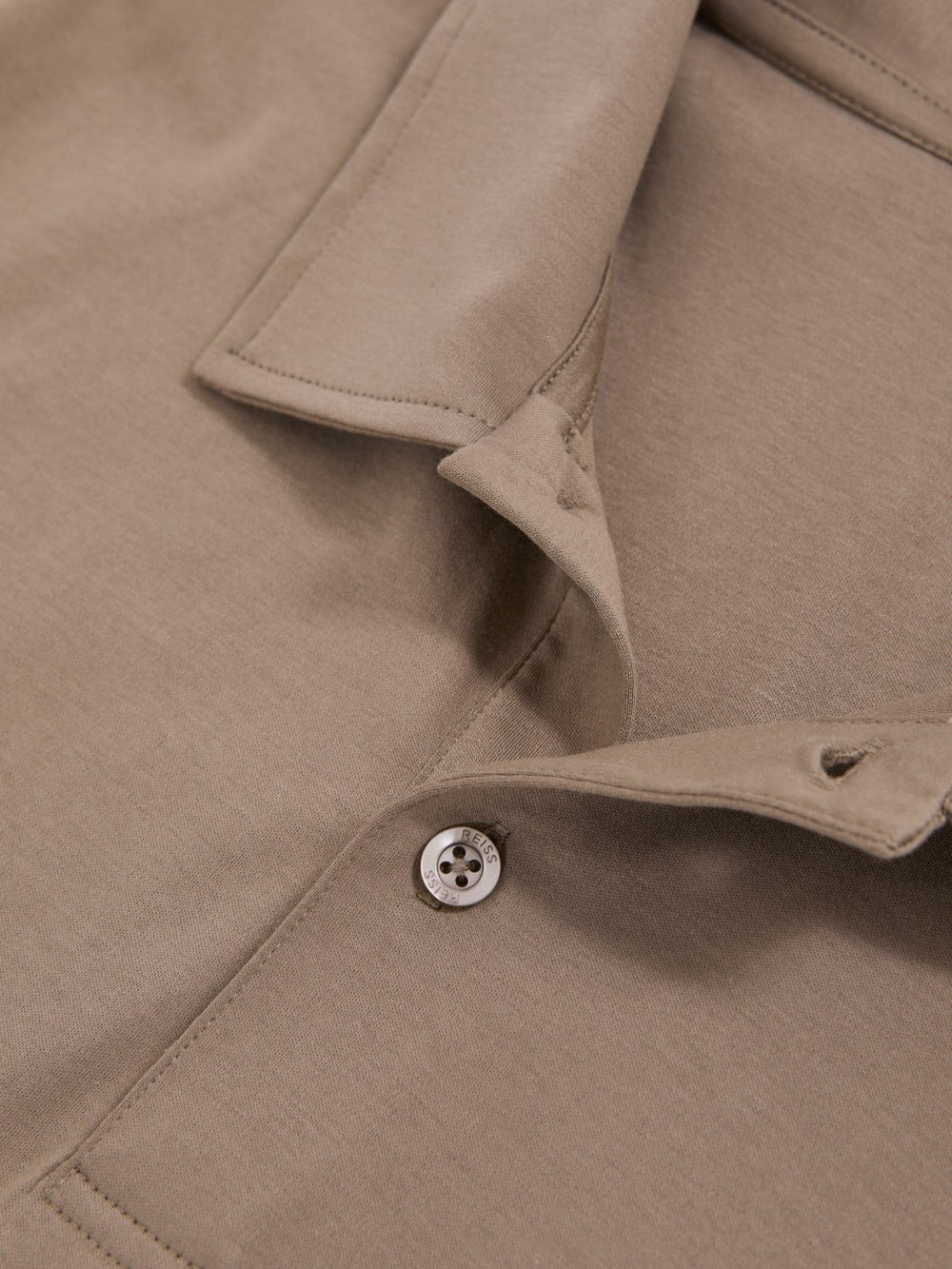 Men Cotton Short-Sleeve Polo Shirt in Taupe Brown