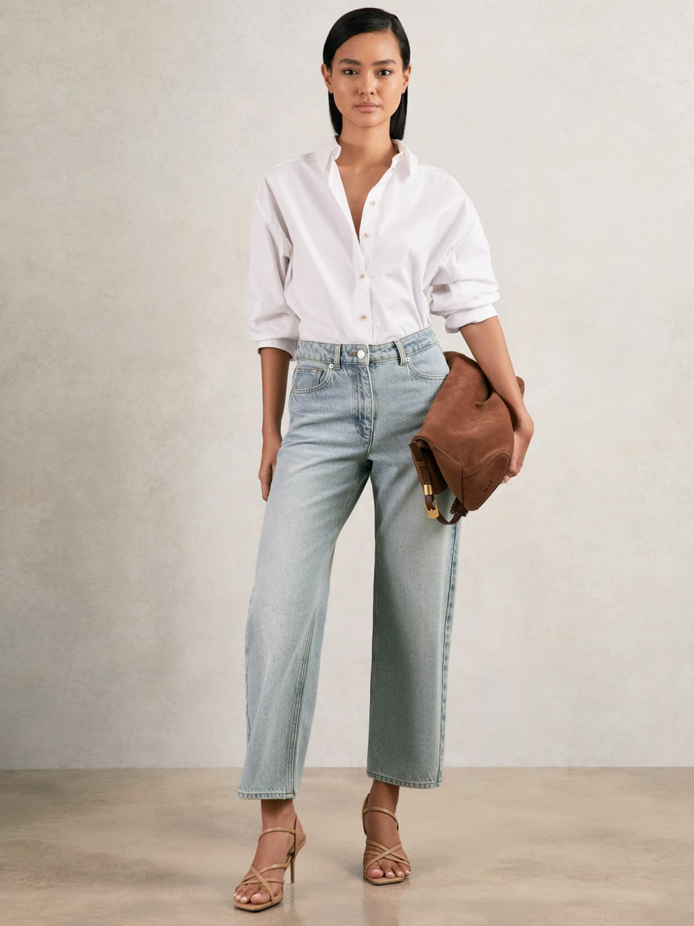 Women Petite Mid-Rise Straight-Leg Jeans in Pale Blue