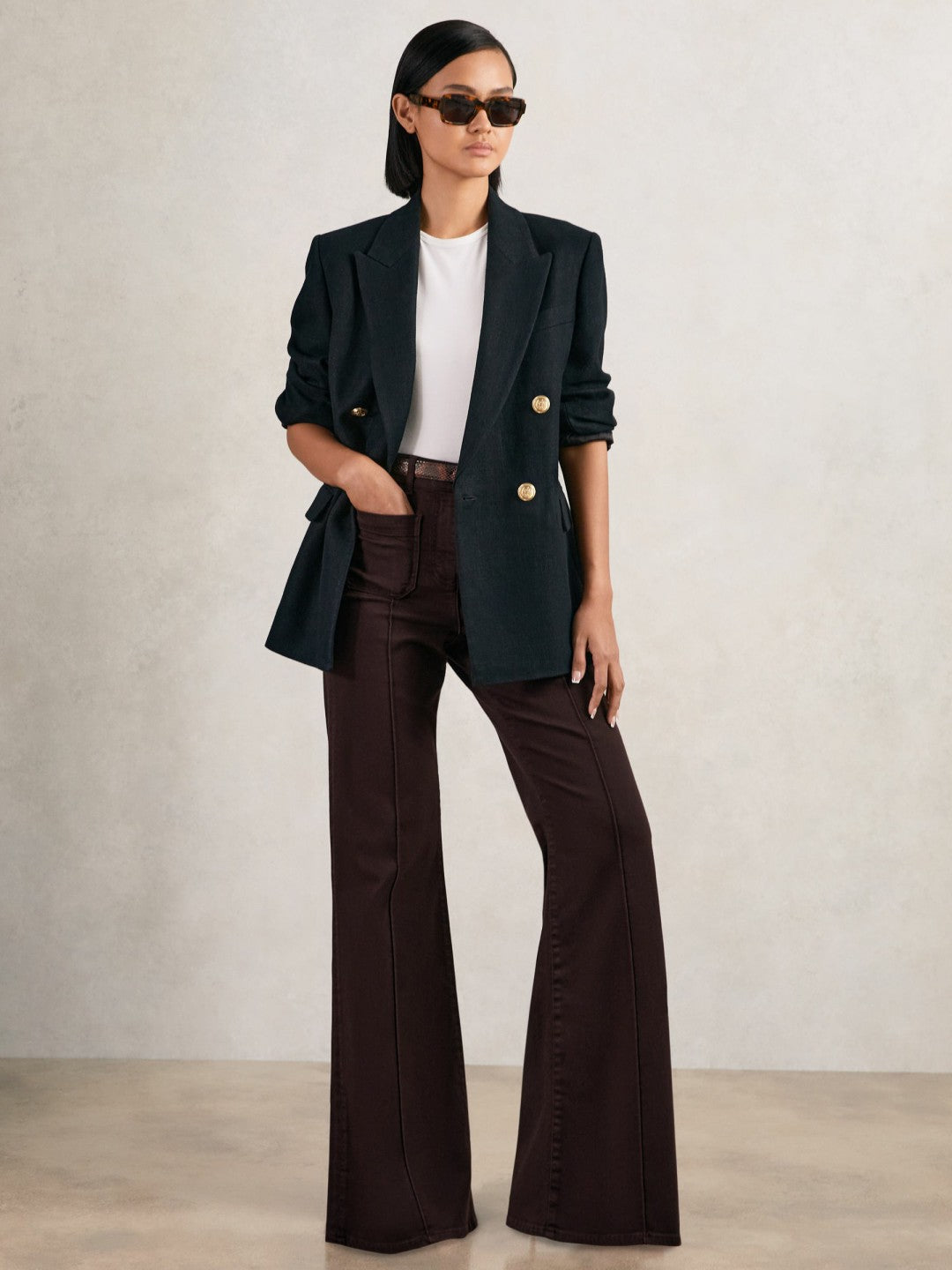 Women Petite Patch-Pocket Flared Jeans in Burgundy