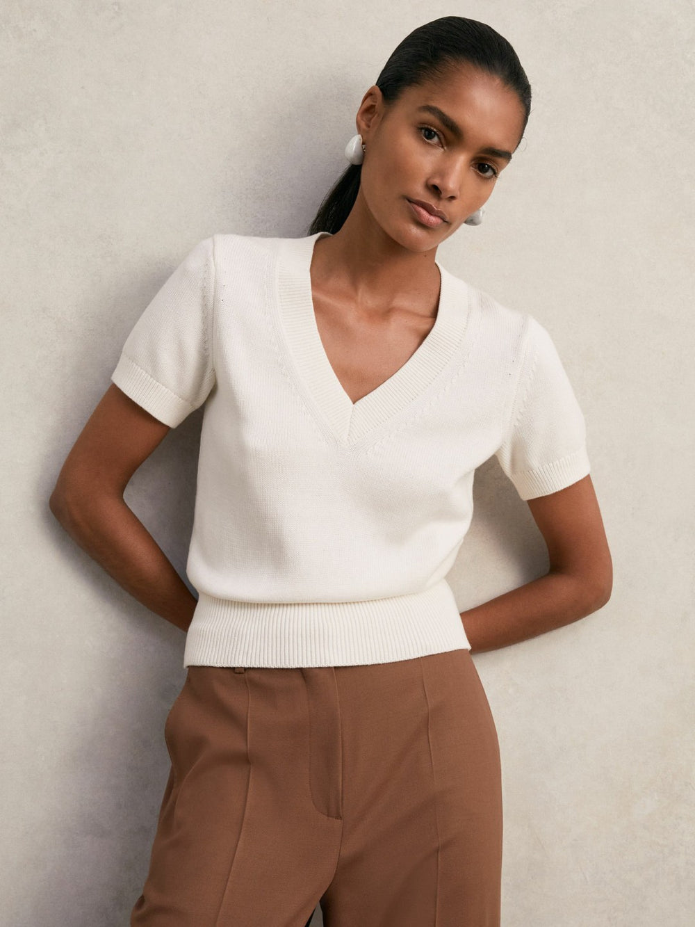 Women Cotton-Wool Knit V-Neck Top in Ivory