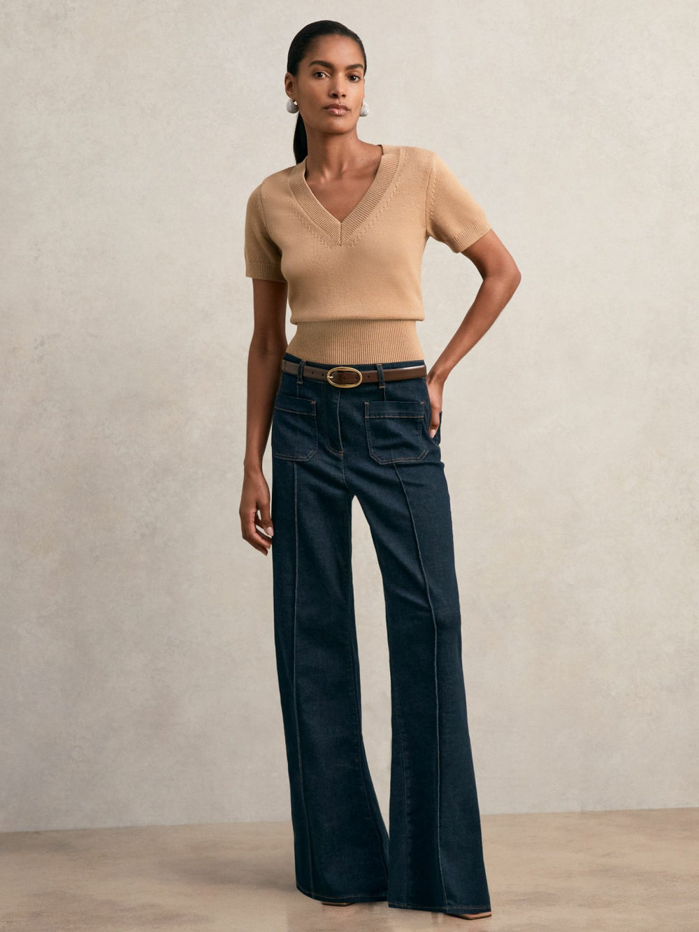 Women Cotton-Wool Knit V-Neck Top in Camel