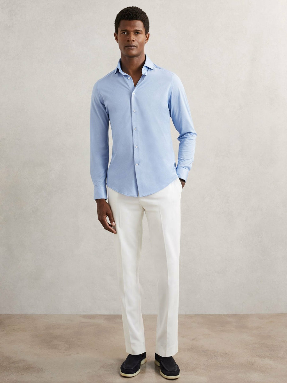 Men Cotton-Blend Jersey Cutaway-Collar Shirt in Soft Blue