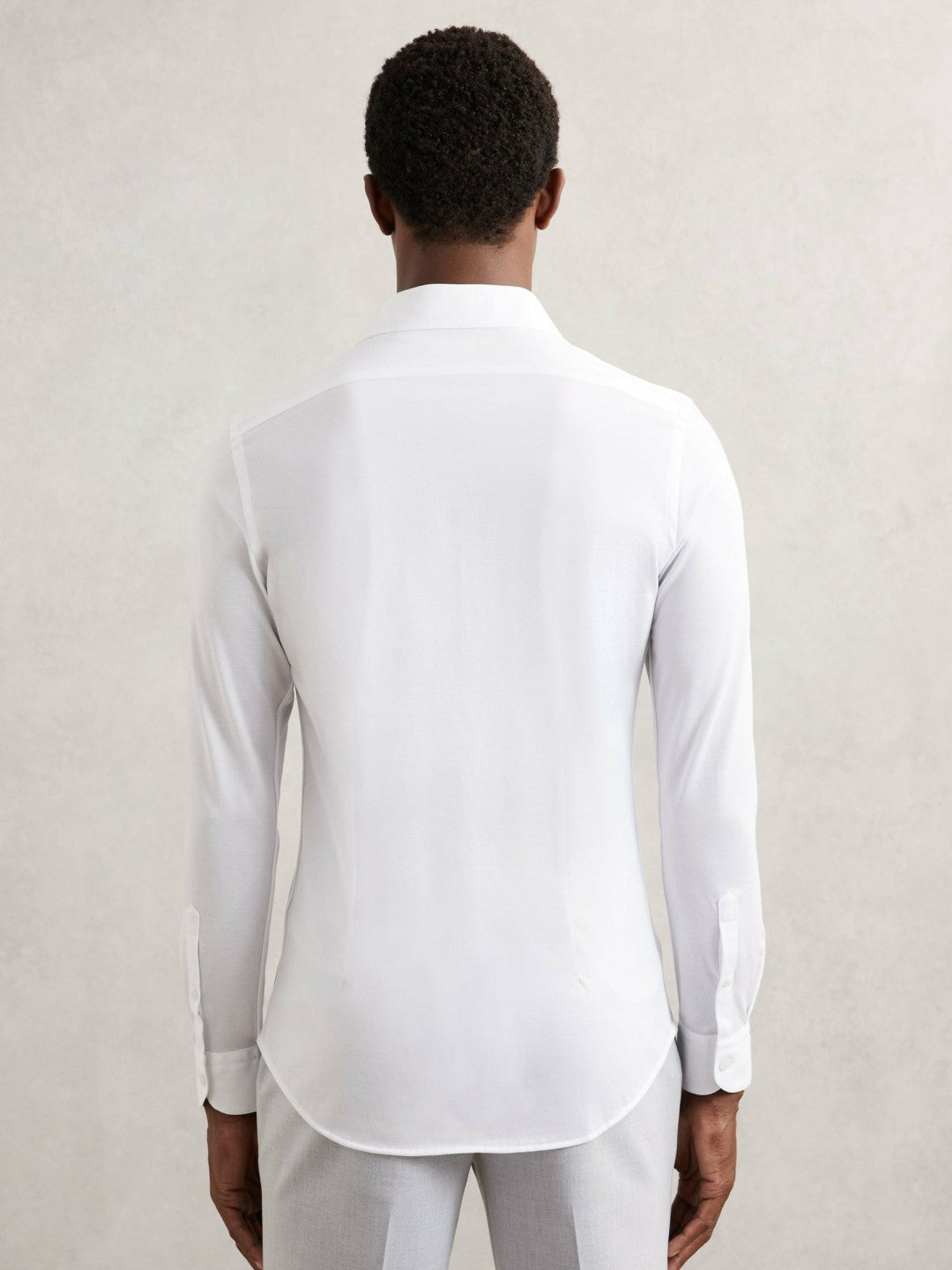 Men Cotton-Blend Jersey Cutaway-Collar Shirt in White