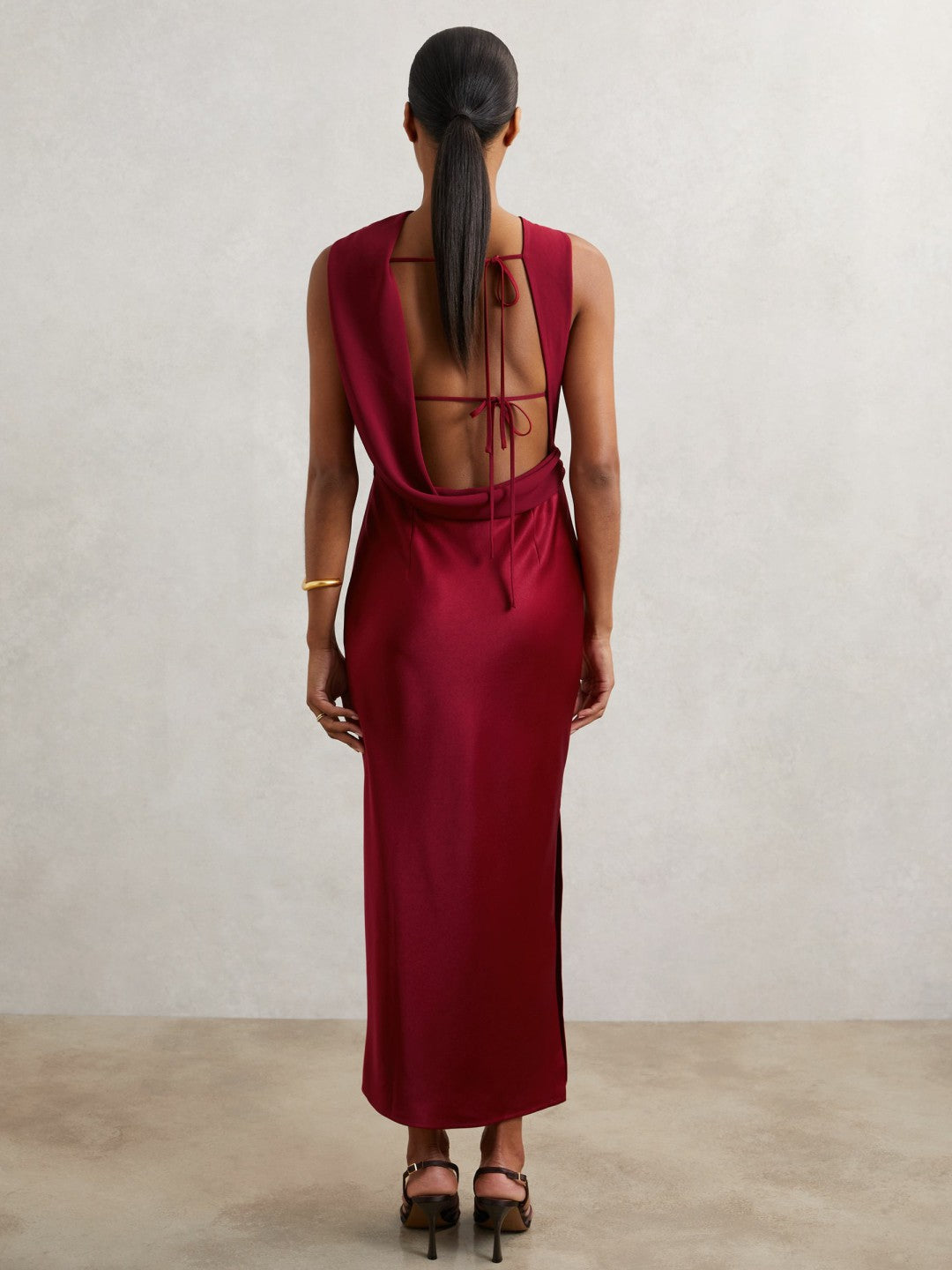 Women Back Detail Midi Dress in Red
