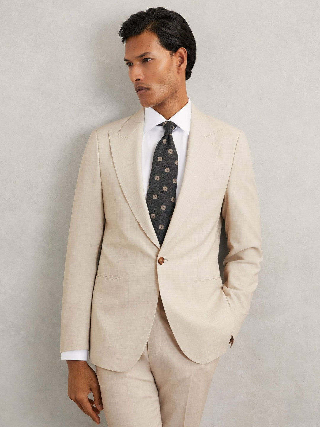 Men Suit Jacket in Stone