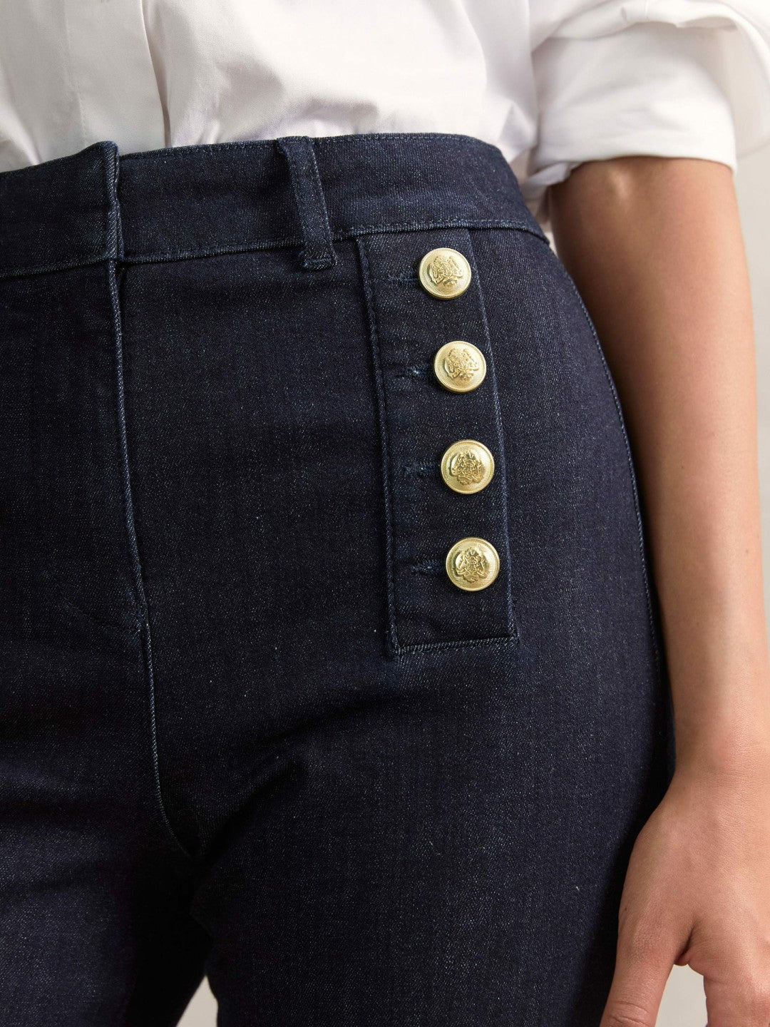 Women Petite Button-Detail High-Rise Flared Jeans in Dark Blue